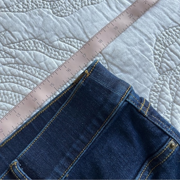 SPANX - Flare Jeans - Midnight Shade - Picture 10 of 11